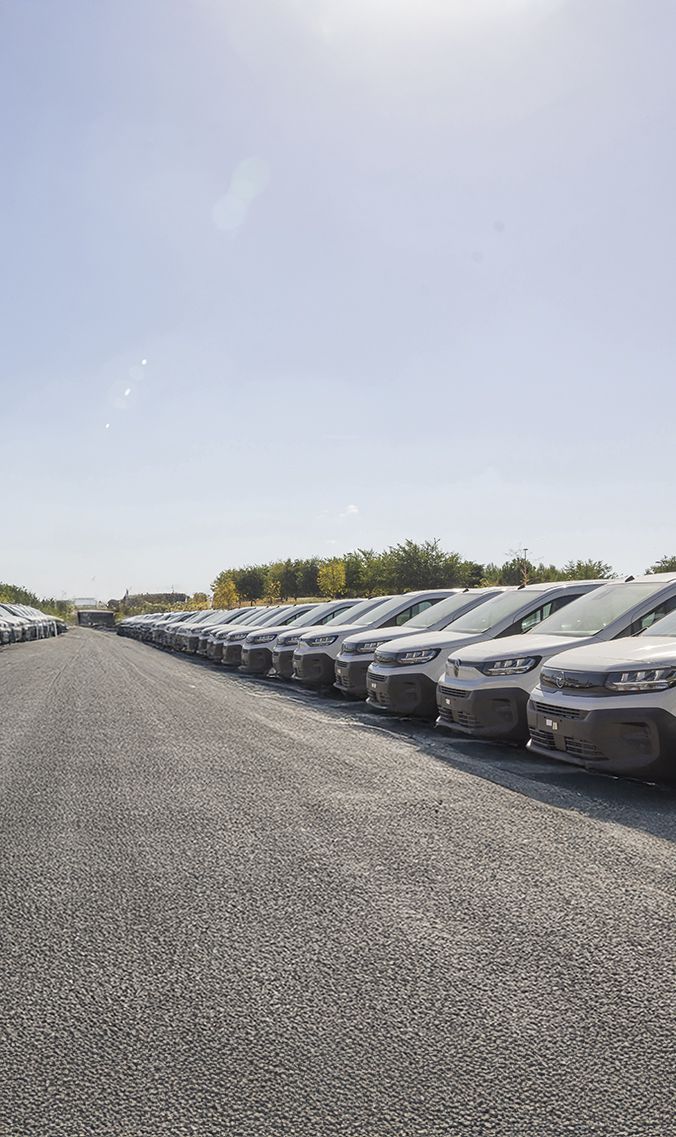 Campa de Carset para stock y acondicionamiento de vehículos en Madrid y Barcelona